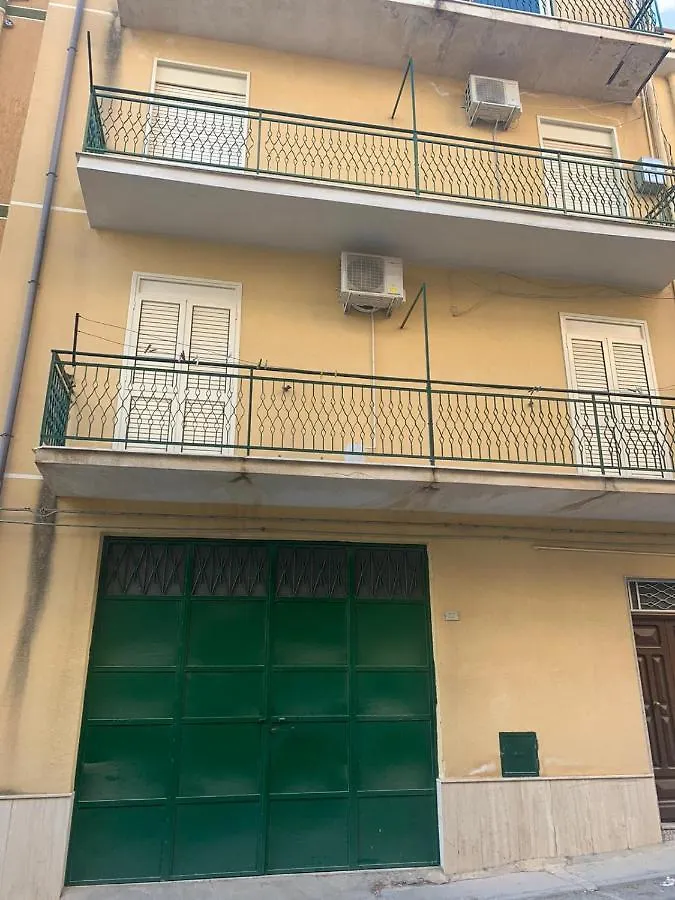 Casa Di Caro Apartment Naro