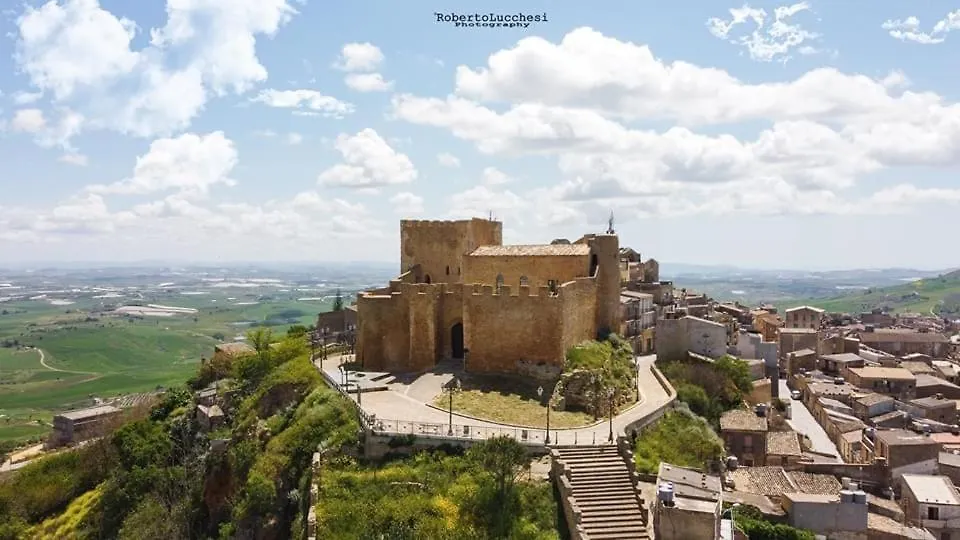 Casa Di Caro Apartment Naro